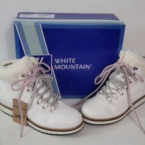 White Mountain Cozy Winter Boots White Lace Up Shoes NWB
